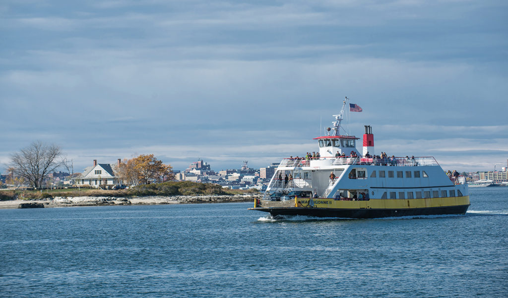 The Machigonne II underway for Peaks Island.