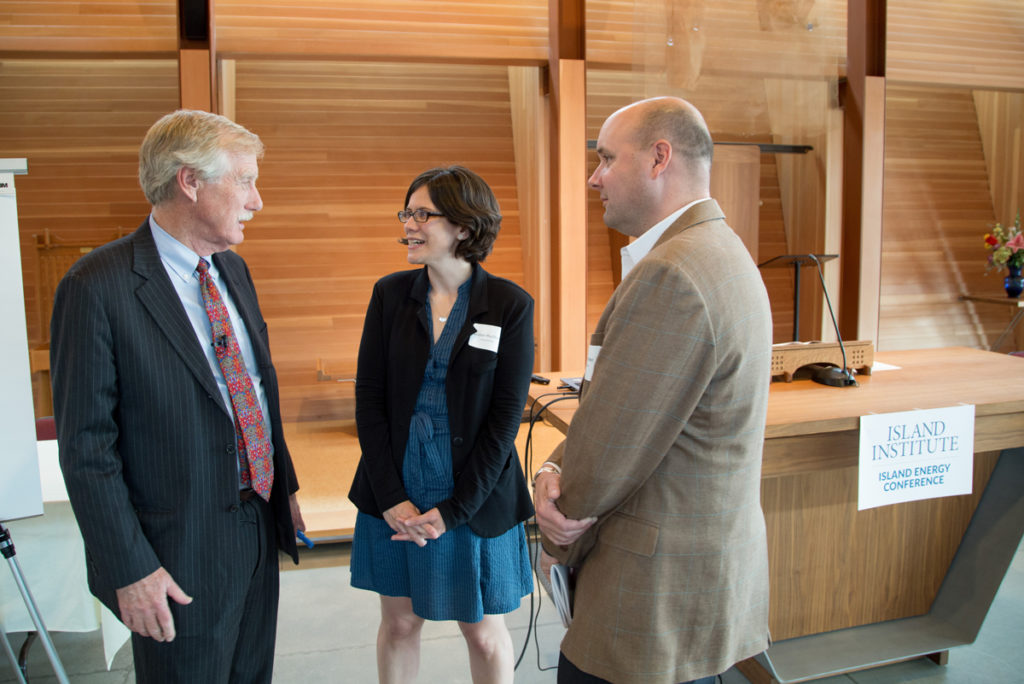 Senator King speaks with Suzanne MacDonald and Island Institute President Rob Snyder at the 2015 Island Energy Conference