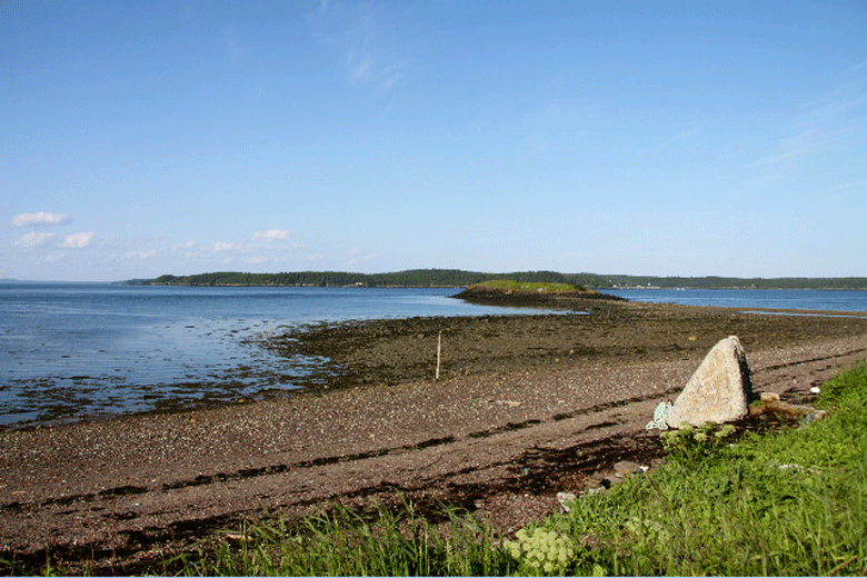 Sipayik's shore.