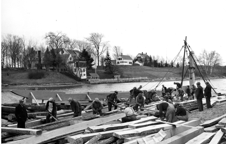 The Harry G. Marr yard in Damariscotta, which today is home to downtown Damariscotta's municipal parking lot and boat launch. The work underway is a crew framing the minesweeper USS Security . PHOTO: MAINE MARITIME MUSEUM